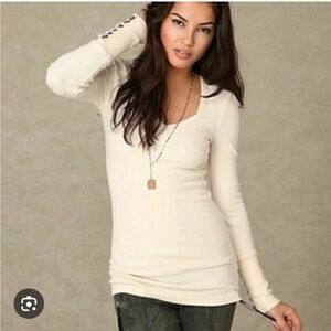 One of a kind hand dyed sweetheart button cuff thermal